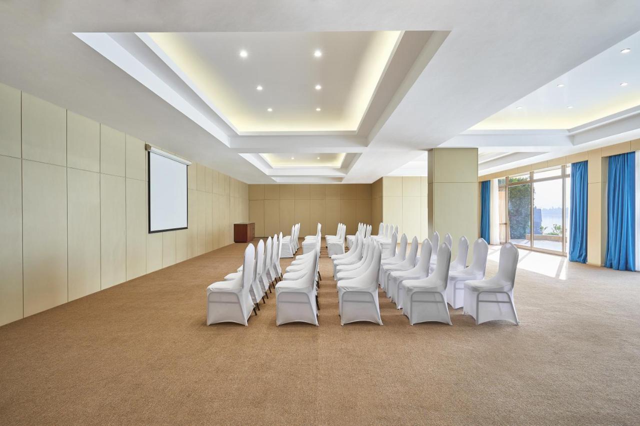 Steigenberger Resort Achti Luxor Exterior foto Meeting room